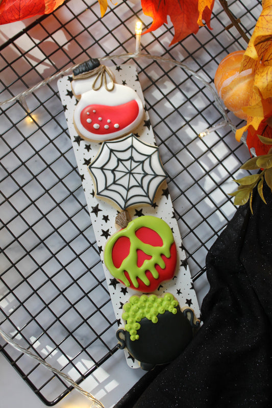 Spooky Witch Mini Sleeve