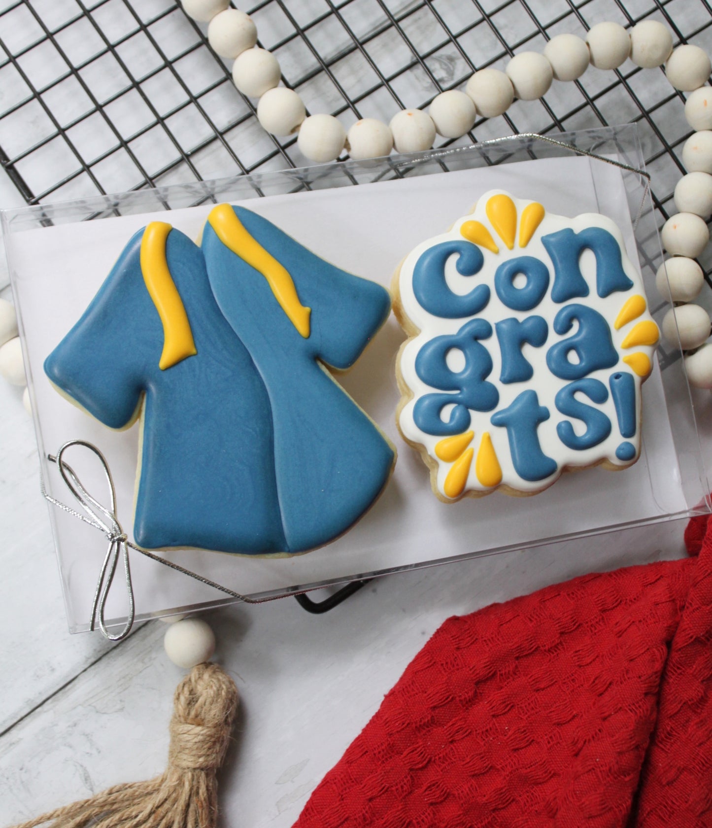 Congrats Grad Set of Two (Personalized Colours)