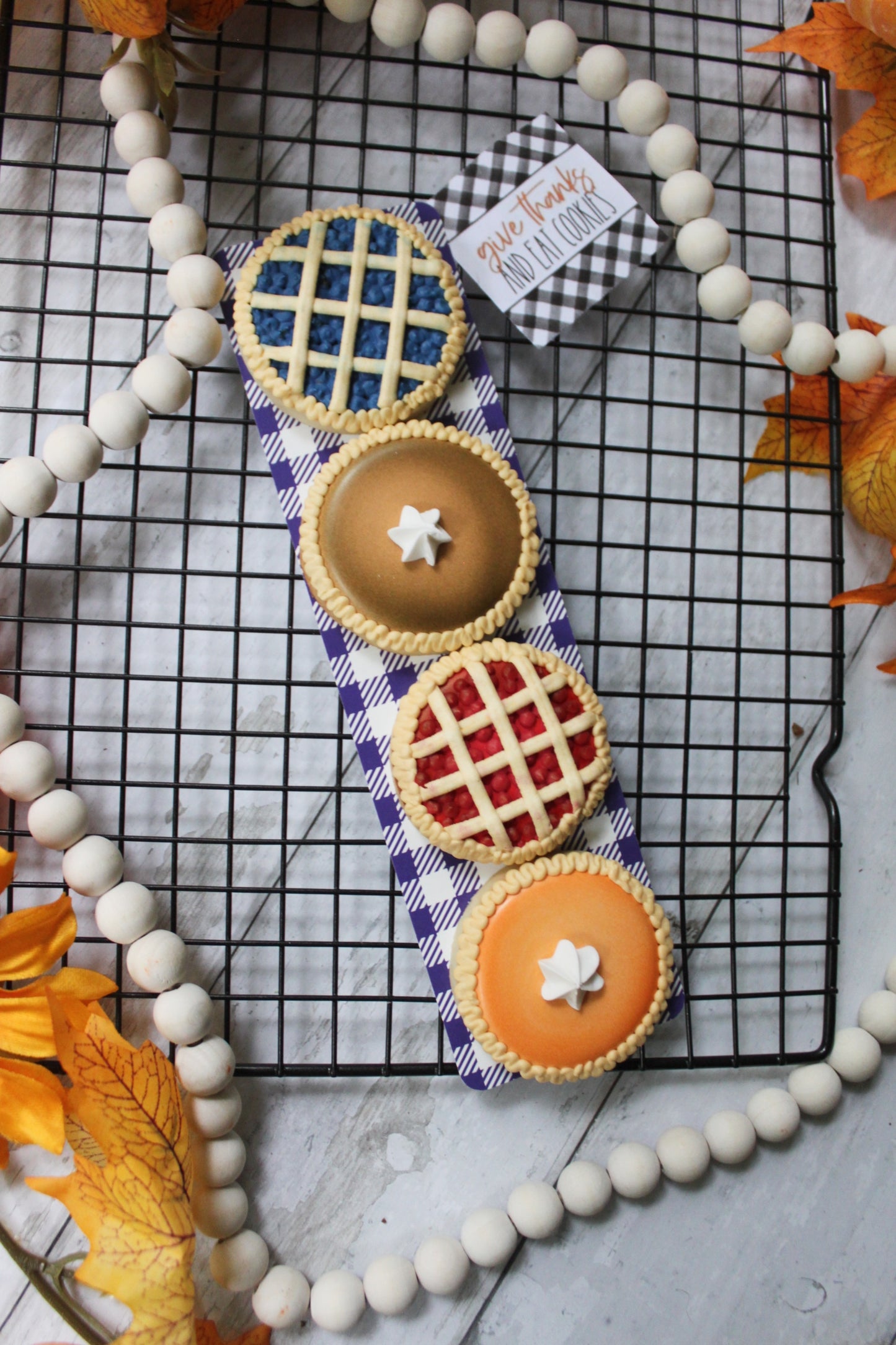 Give Thanks and Eat Pie Mini Sleeve