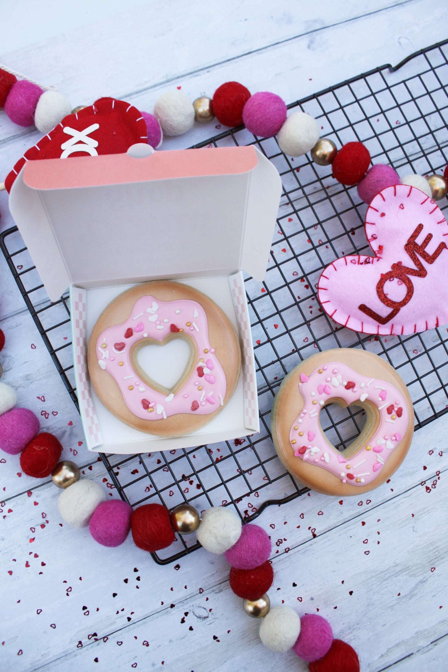 Cupid's Donut Shop Large Donut