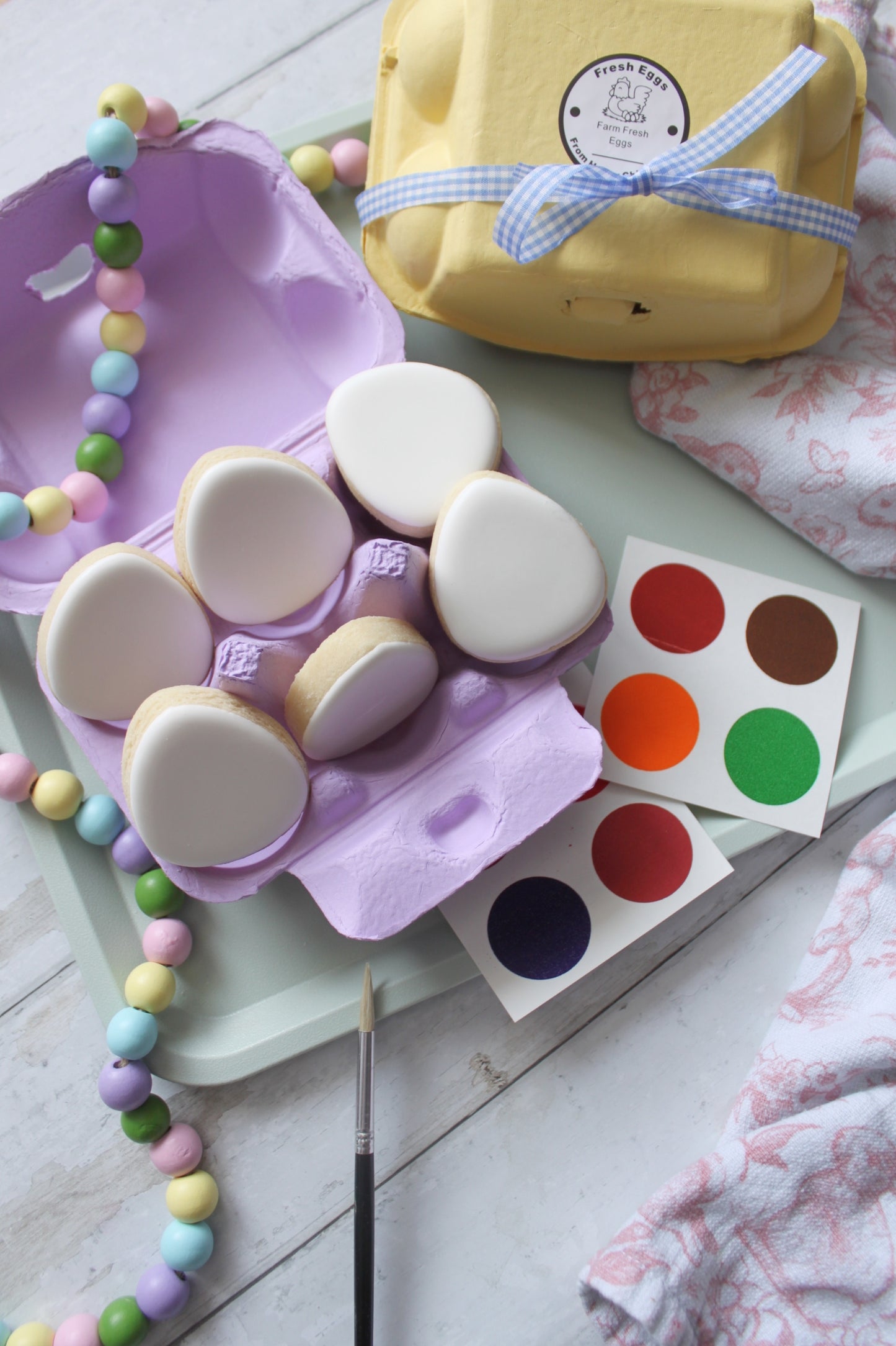 Paint Your Own Mini Egg Carton